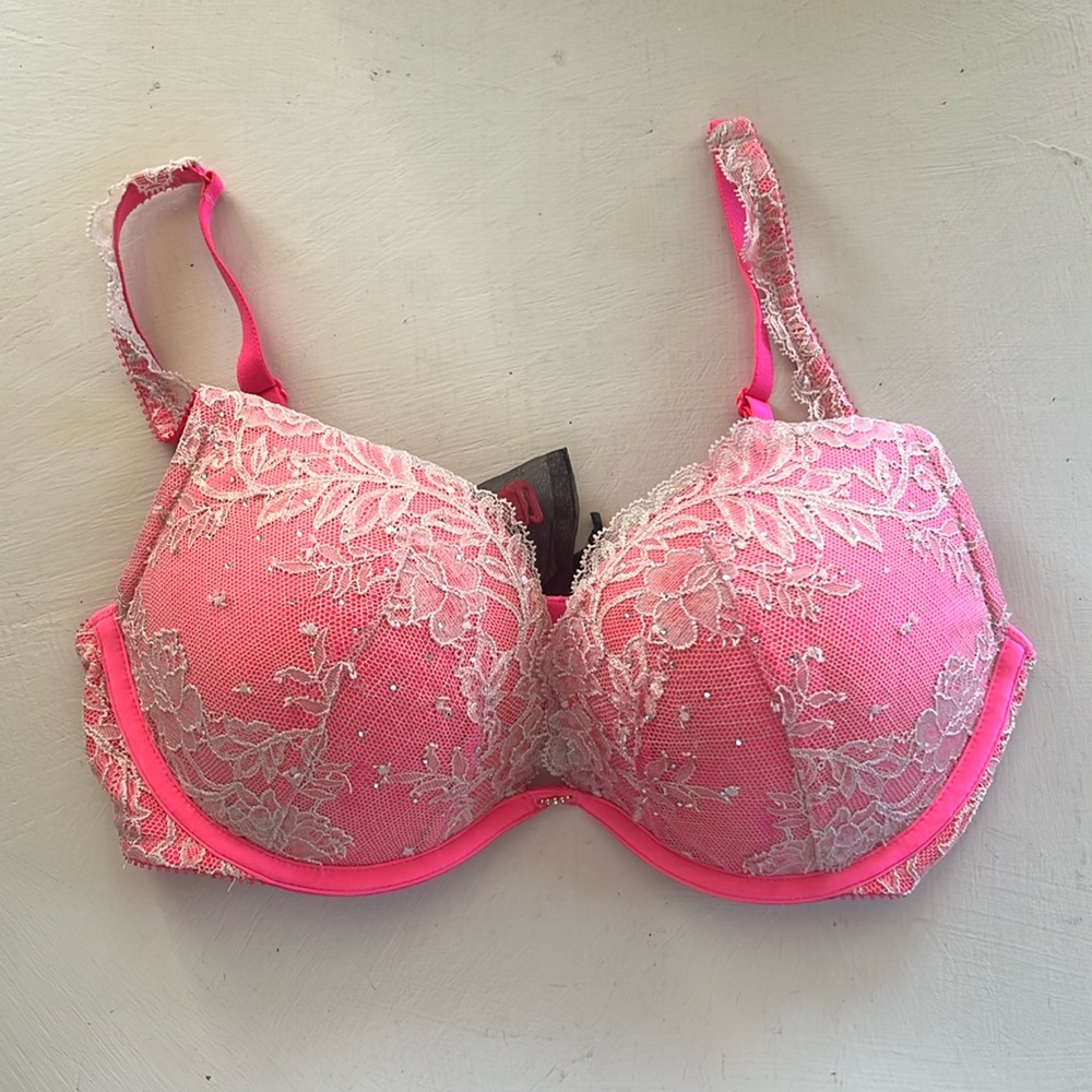 Victoria’s Secret Dream Angels Push Up Bra 34D